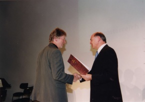 Bild der Verleihung des Würdigungspreises f�r Literatur